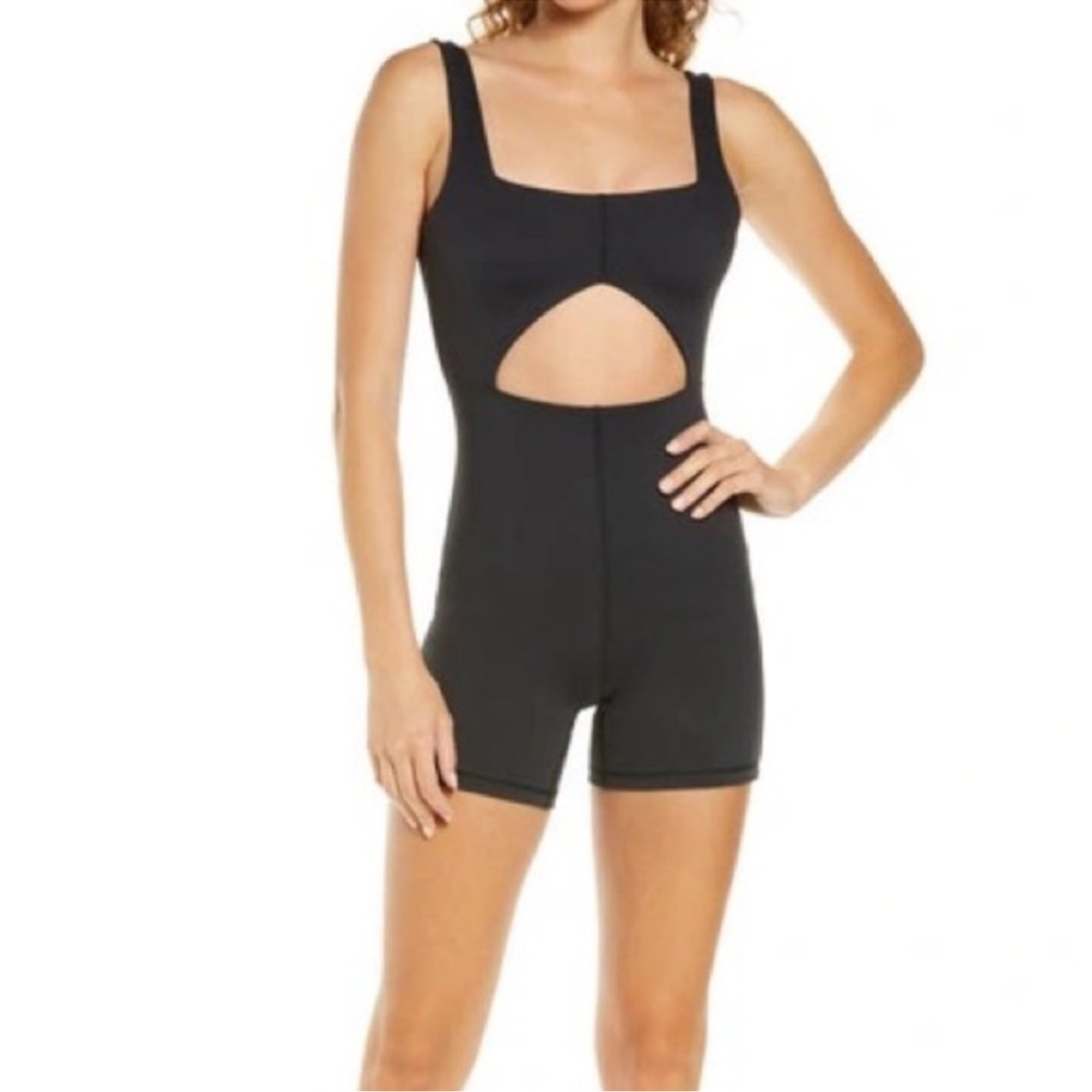 WeWoreWhat Black Nylon-Spandex Outfit